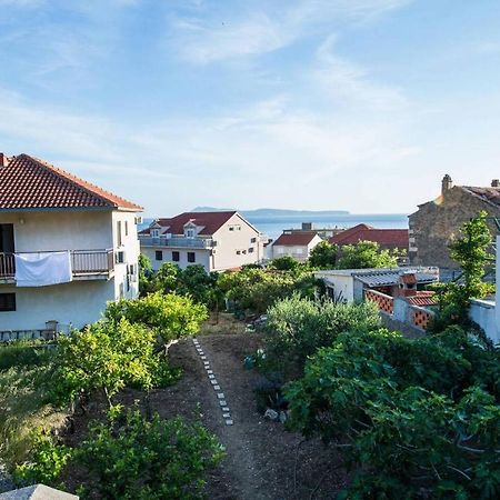 Garden Apartments Komiža Exteriör bild
